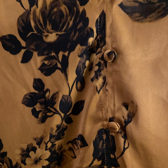 Torrid size 4 mustard yellow and black blouse - Picture 3 of 5